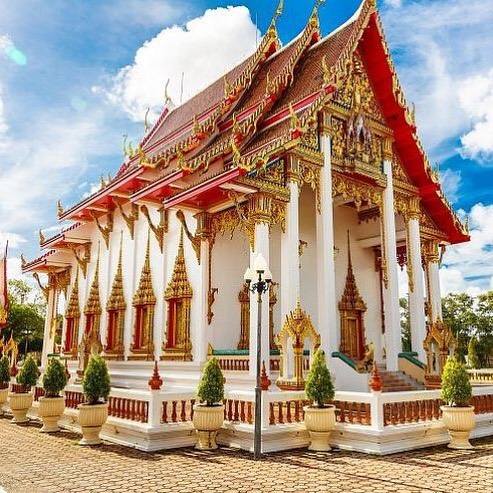 2. Храм изумрудного Будды. Топ 5 Самых известных и интересных храмов Тайланда!