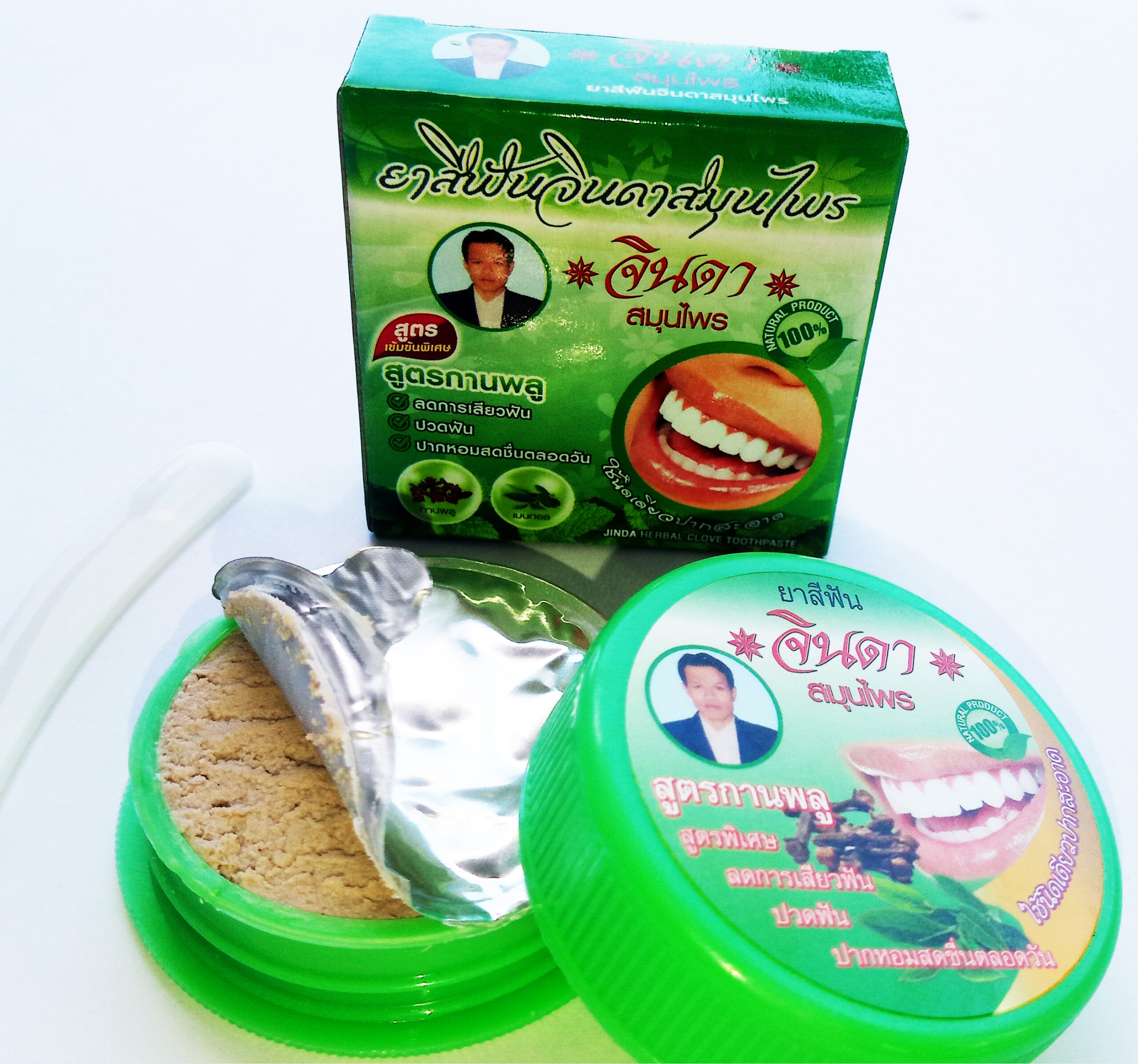 Купить травяную отбеливающую пасту из Тайланда с Гвоздикой Jinda Herbal Toothpaste Clove в Москве