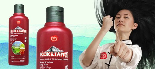 Натуральный кондиционер из Тайланда Коклианг на основе рисовой воды, ягод годжи и белого чая Kokliang Strong & Volume Long Hair Herbal Conditioner 200 мл.