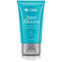 Нежный гель для умывания из Таиланда для всех типов кожи Aqua Bloom Pure And Mild Cleansing Gel Le'Skin 100 мл