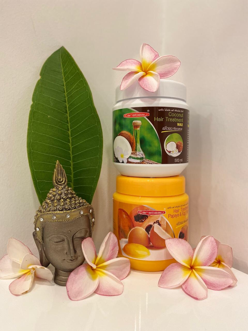 Питательная Тайская маска для волос с желтком и папайей CAREBEAU Hair Treatment Egg Yolk & Papaya 500 мл.
