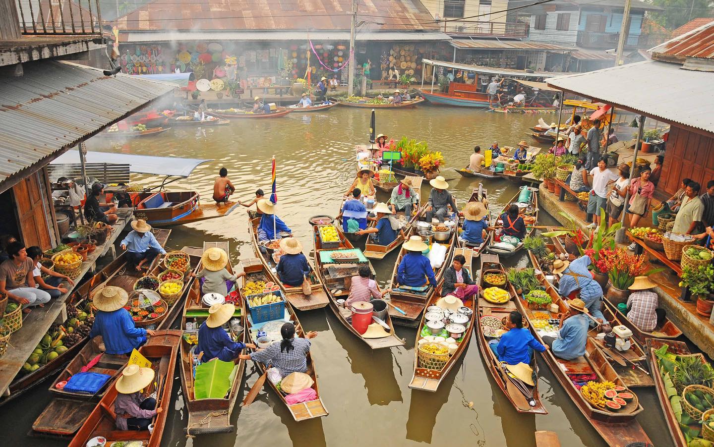 Плавучий рынок Ампхава (Amphawa floating market).