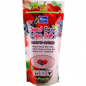 Солевой скраб для тела из Таиланда Ягодный микс YOKO Mixed berry Spa Salt 300 гр.