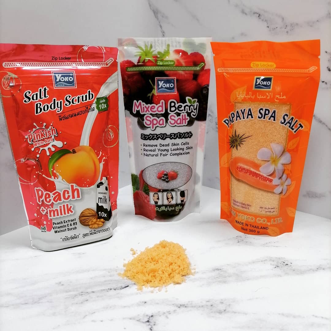 Солевой ТАЙСКИЙ скраб для тела из Таиланда Ягодный микс YOKO Mixed berry Spa Salt 300 гр.