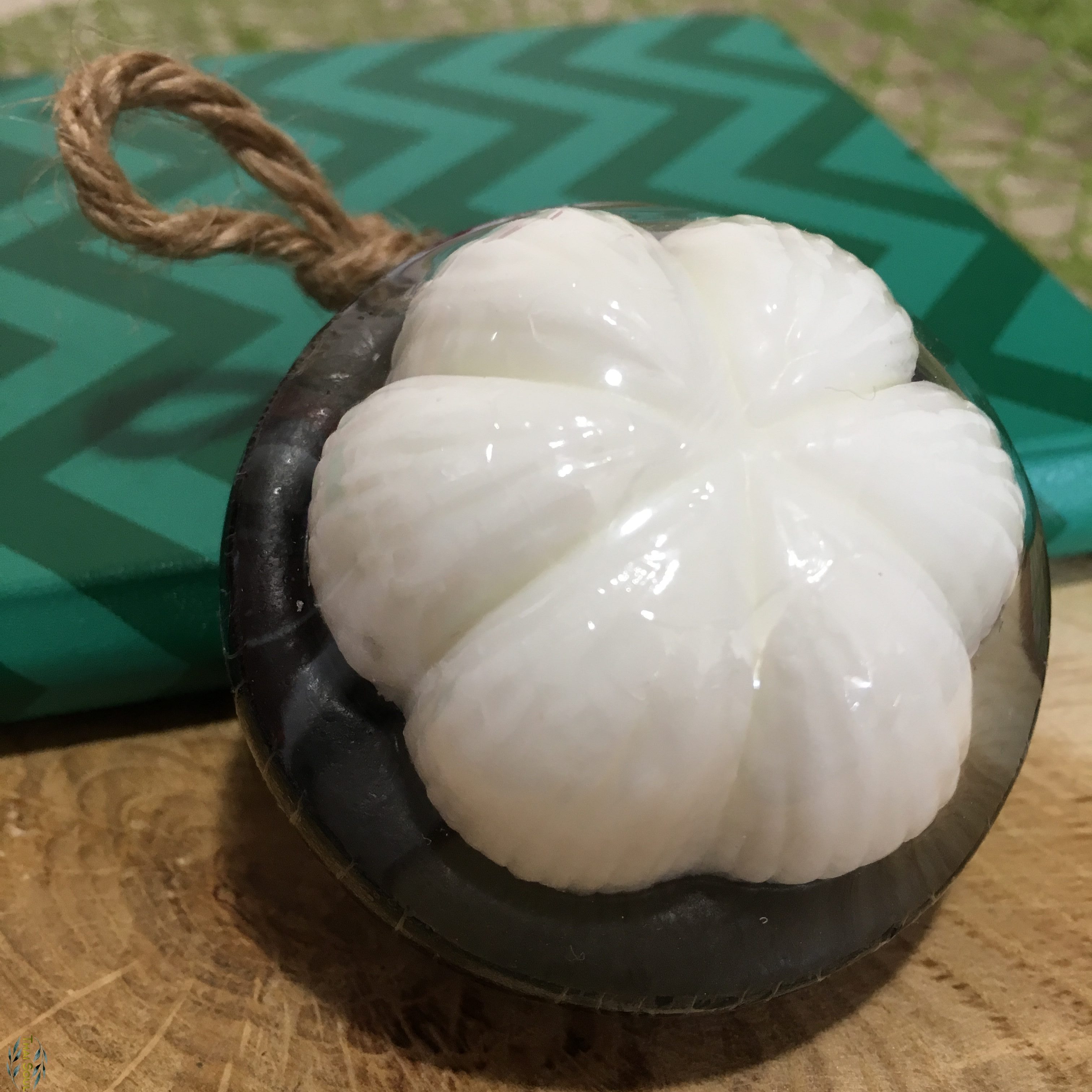Тайское фруктовое мыло Мангостин Fara Spa Soap Mangosteen 120 гр. мыло ручной работы с мангостином