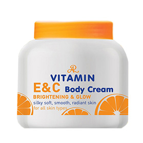 Увлажняющий крем для тела из Тайланда с витамином Е&C AR Vitamin E & C Body Cream 200 гр.